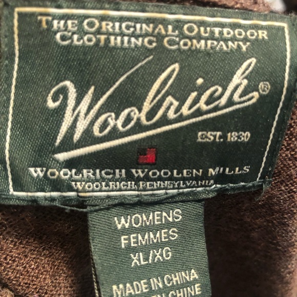 Vintage Woolrich 1/2 zip sweater.  Size XL.  Excellent condition. - Picture 6 of 6